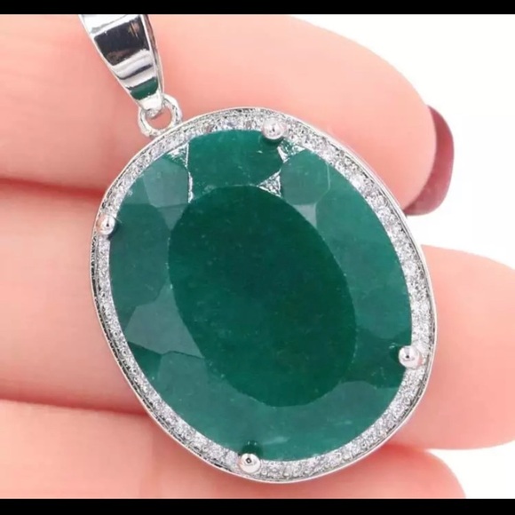 🔥🔥NEW GENUIN GREEN EMERALD PENDANT🔥 - Picture 3 of 4